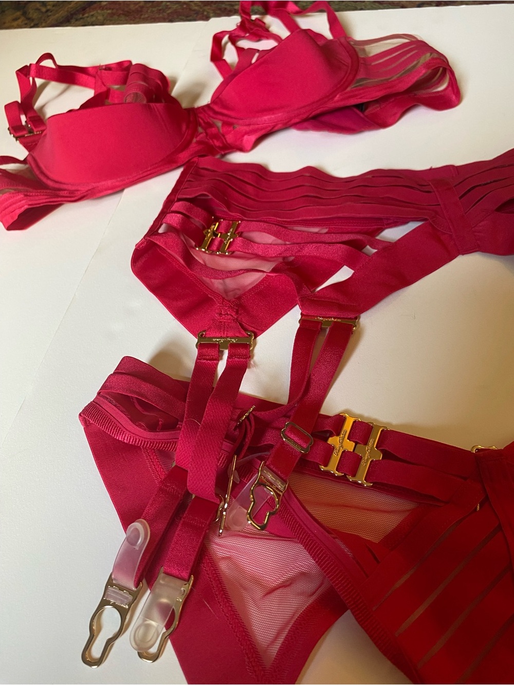 LINDA C Red 4-Piece Lingerie Set: Bra + Brief + Suspender/Garter Belt / 34D-L-L - Picture 10 of 14
